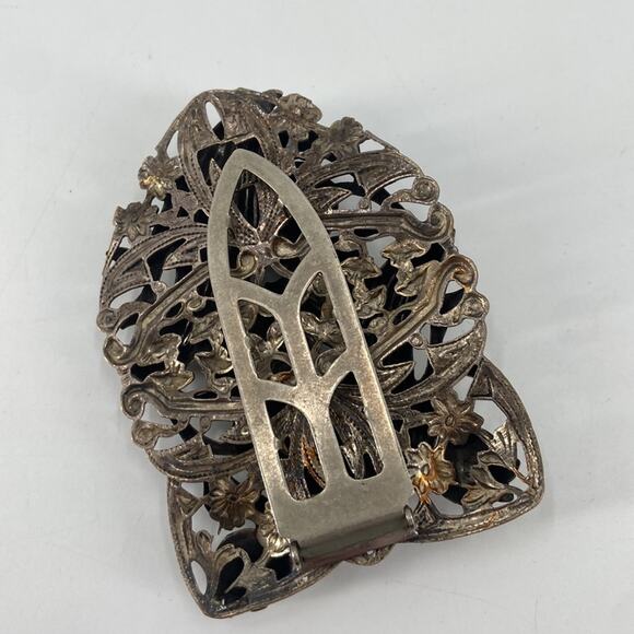 Sterling silver Lilly of the valley lapel clip - Picture 2 of 6